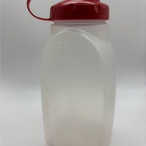 Rubbermaid Servin Saver 1 Quart Juice Bottle Drink Containers Red Lid
